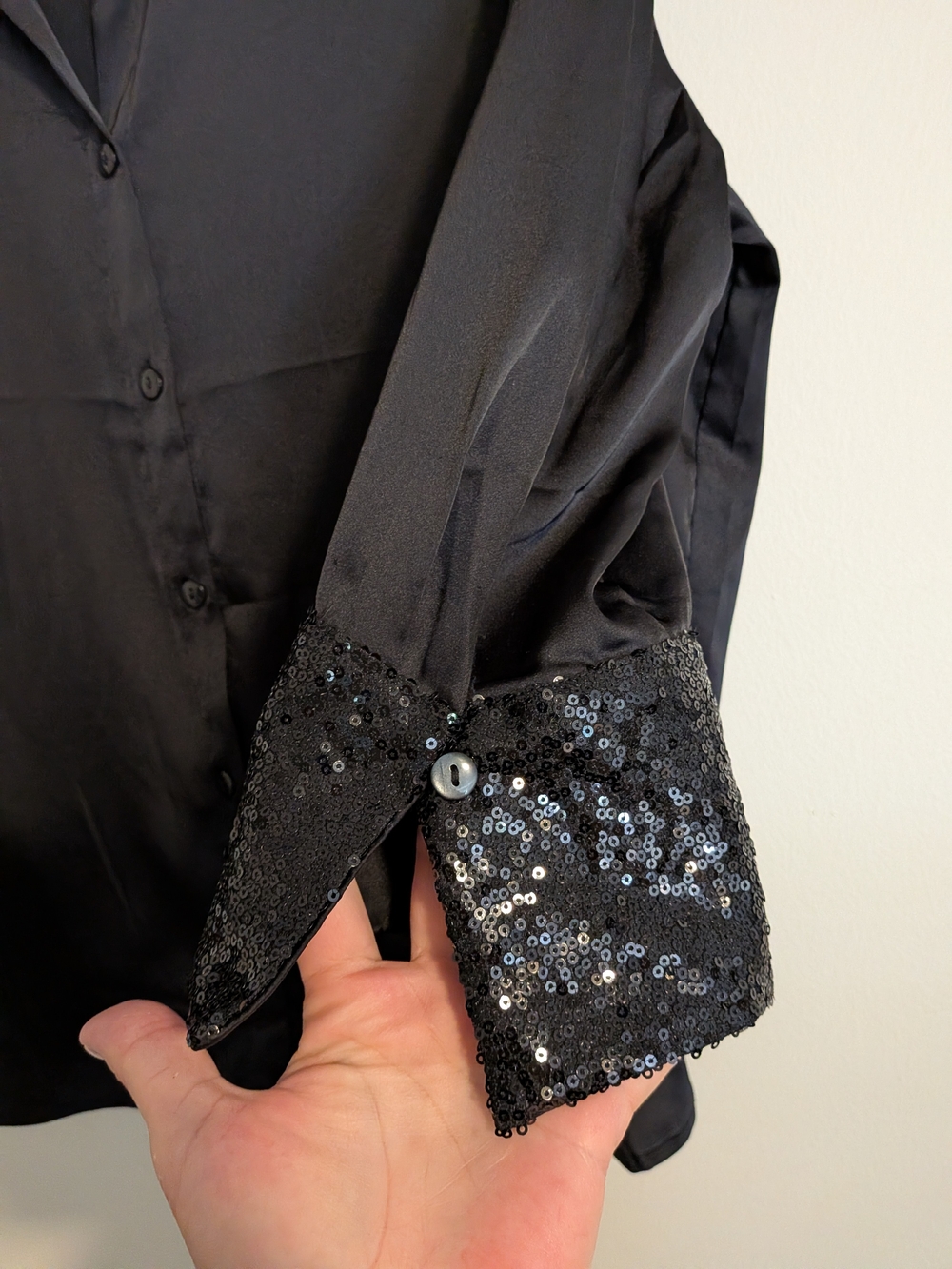 COMO BLACK Black Sequin Button-Down Blouse - XL - Picture 4 of 7